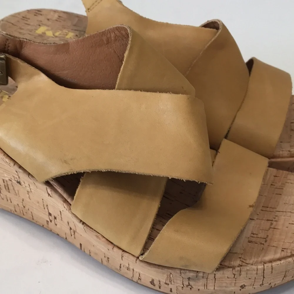 Quirks which platform leather strap sandal NWOT size 11 comfort cork wedge